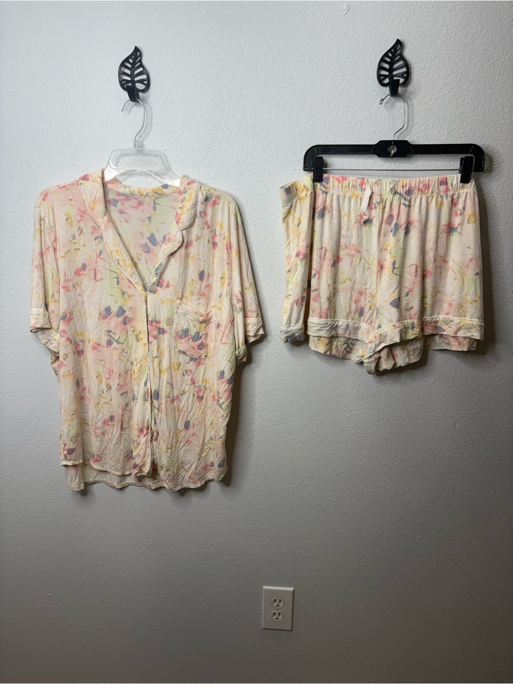 Victoria’s Secret Size XL Pajama Set